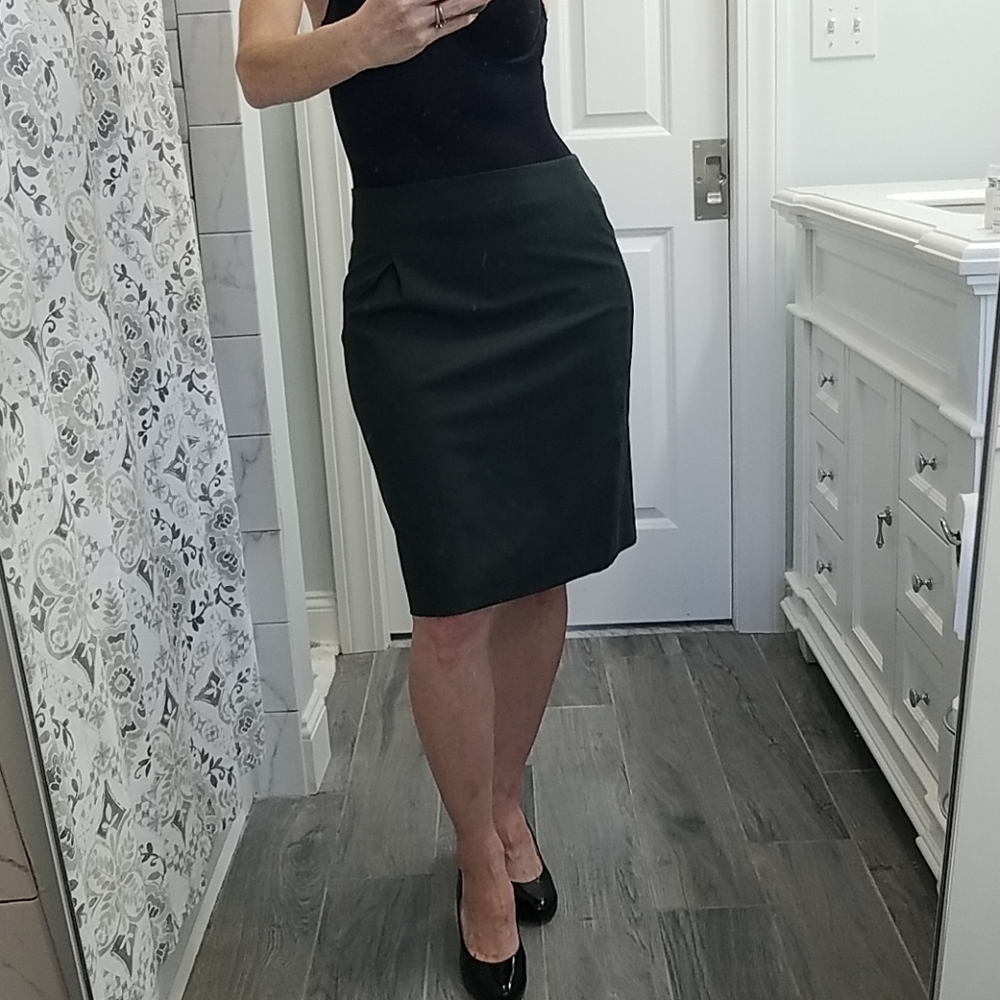 Brooks brother knee length skirt